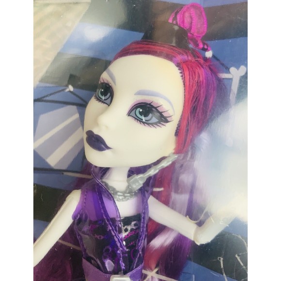 Monster High 2013 Spectra Rochelle Lagoona Ghouls Night Out New in Unopened Box - Picture 4 of 17